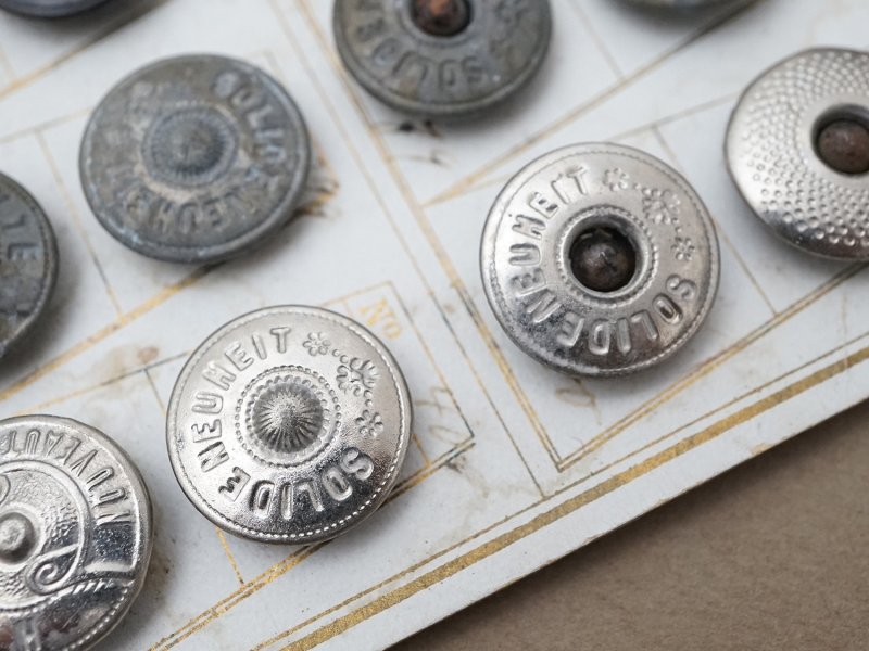 画像6: 1900年頃 アンティーク ワークウェア用 ボタンのサンプラー