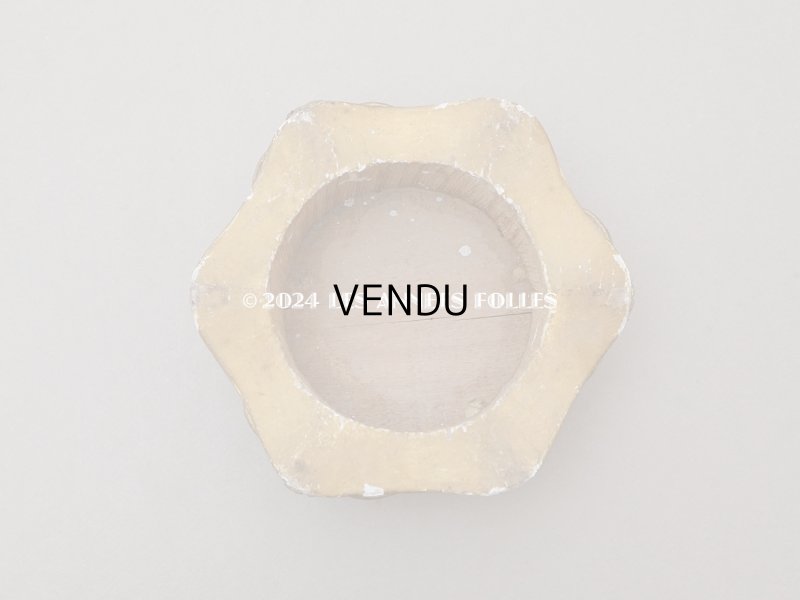 画像4: 19世紀末 アンティーク ロカイユ装飾の台座 モスグリーンのベルベット