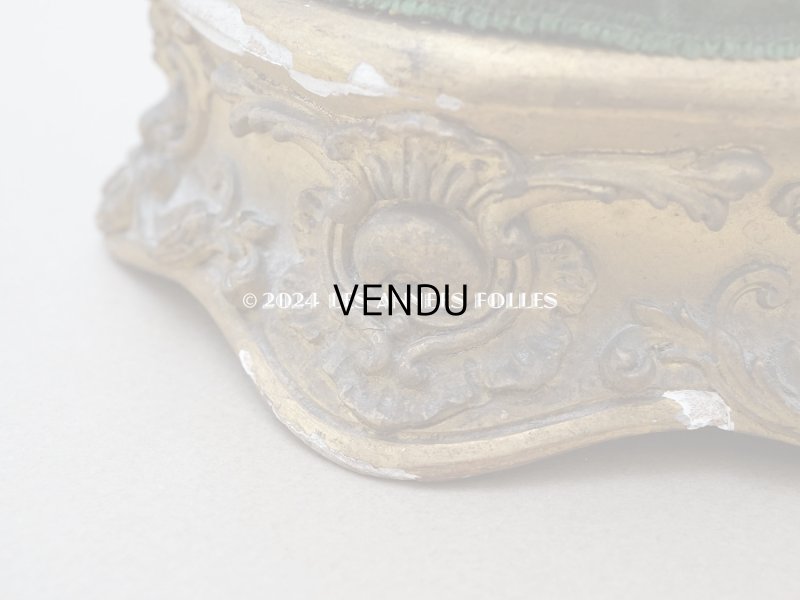 画像12: 19世紀末 アンティーク ロカイユ装飾の台座 モスグリーンのベルベット