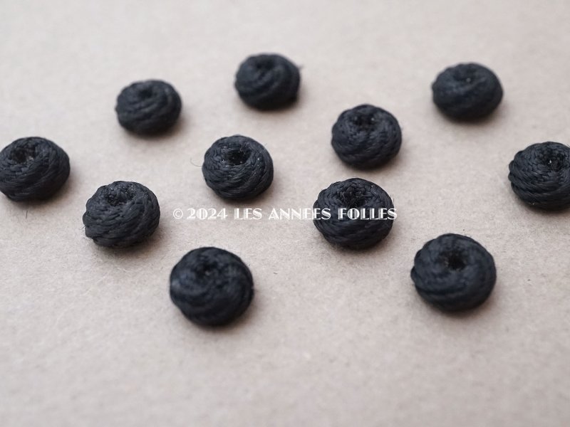 画像5: アンティーク 8~9mm シルク製 くるみボタン 渦巻き 極小 黒 11ピースのセット