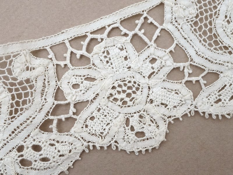 画像3: アンティーク レース 花とリボンのガーランド 手編みのボビンレース&ニードルレース 1.4m 生成り