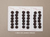 【クリスマスセール2024対象外】アンティーク リネンのくるみボタン チョコレートブラウン 11〜12mm 36ピース