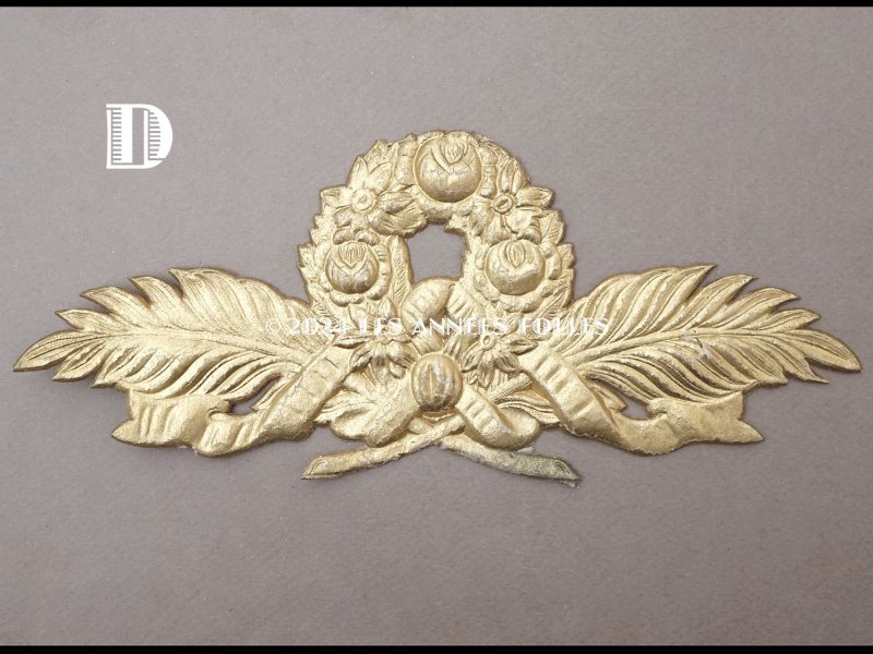 画像8: 19世紀末 未使用 アンティーク レースペーパー 薔薇&リボンのリース 23×10cm