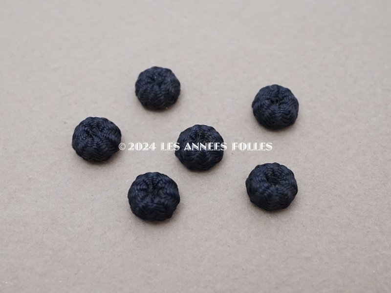 画像3: アンティーク ドール用 8mm シルク製 くるみボタン 極小 ダークブルー 6ピースのセット