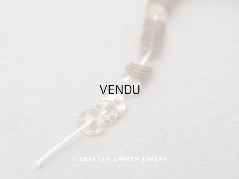 画像1: 1900年頃 アンティーク 蜂の巣柄 スパンコール 4mm 200ピース ゼラチン製 