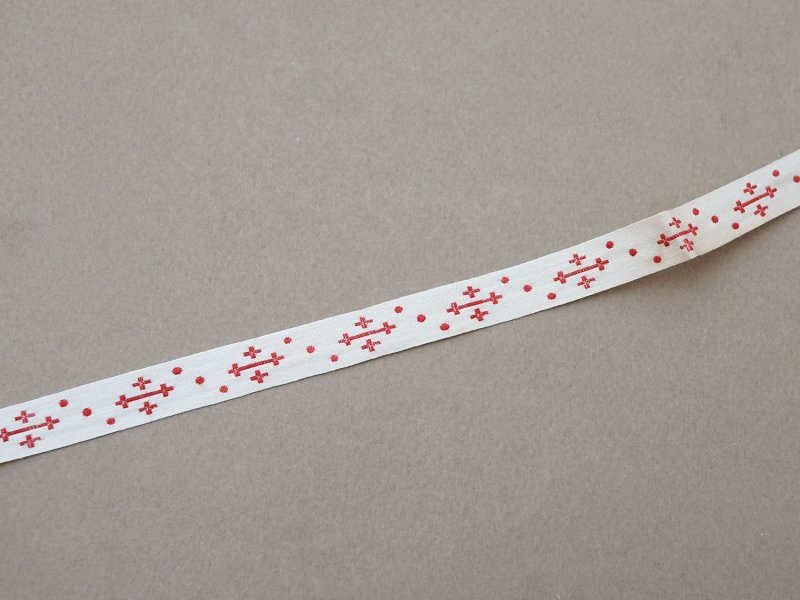 画像3: 1900年頃 アンティーク 刺繍入りトリム クロス 12mm幅 ワインレッド