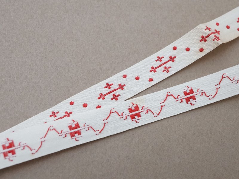 画像5: 1900年頃 アンティーク 刺繍入りトリム クロス 12mm幅 ワインレッド