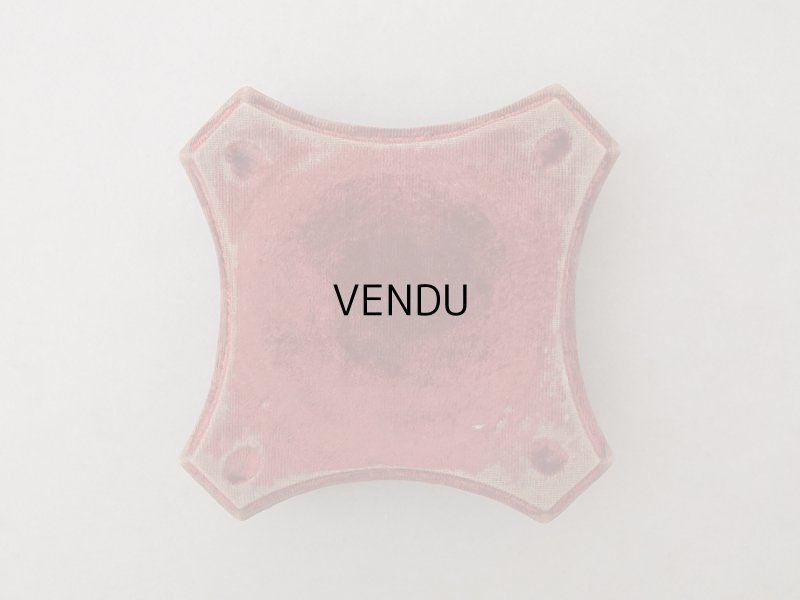 画像3: アンティーク ベルベットの台座 脚付き グレナディンレッド