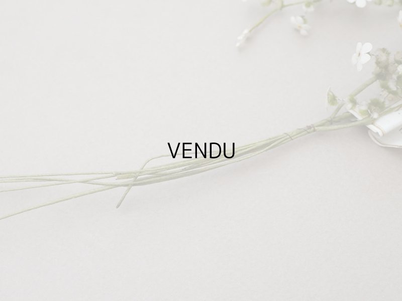 画像3: アンティーク 大きなブーケ オフホワイトの小さな布花 ラベル付き