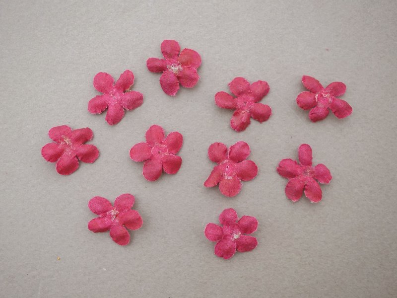 画像3: アンティーク 布花 ベルベットの花びら 10ピースのセット チェリーピンク 18mm