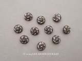 1850年頃 アンティーク シルク製 くるみボタン ブラウン＆ホワイト 9mm 10ピースのセット