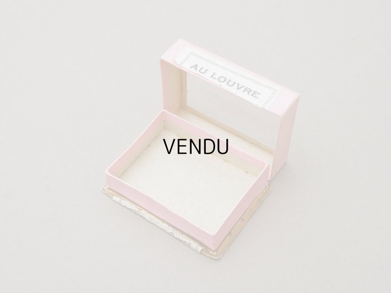 画像7: アンティーク ガラスの蓋の紙箱 - AU LOUVRE -