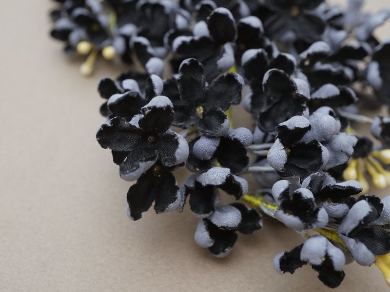 画像4: アンティーク ライラックの大きな布花 黒＆グレイ ラベル付き
