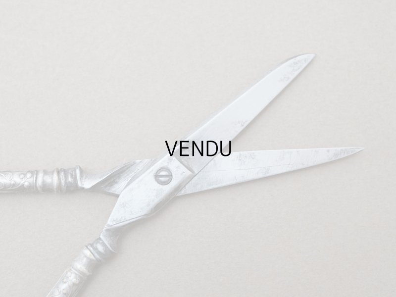 画像10: アンティーク ヤドリギの裁縫道具セット 