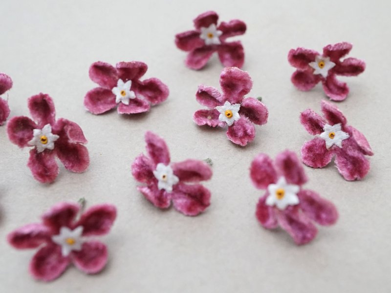 画像4: アンティーク 布花 ベルベットの花びら 11ピースのセット ライラックピンク 18mm
