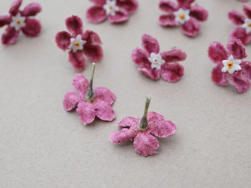 画像5: アンティーク 布花 ベルベットの花びら 11ピースのセット ライラックピンク 18mm