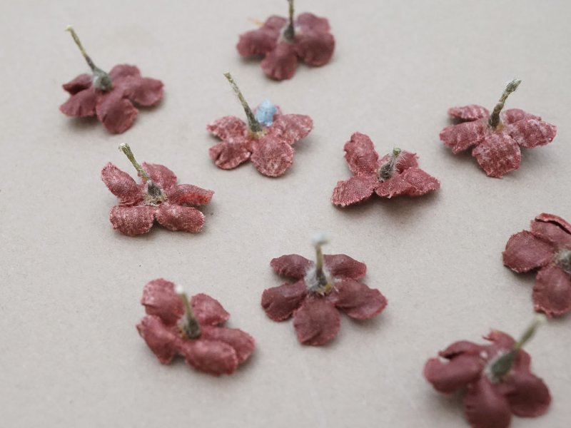 画像6: アンティーク 布花 ベルベットの花びら 10〜11ピースのセット チョコレートブラウン 18mm