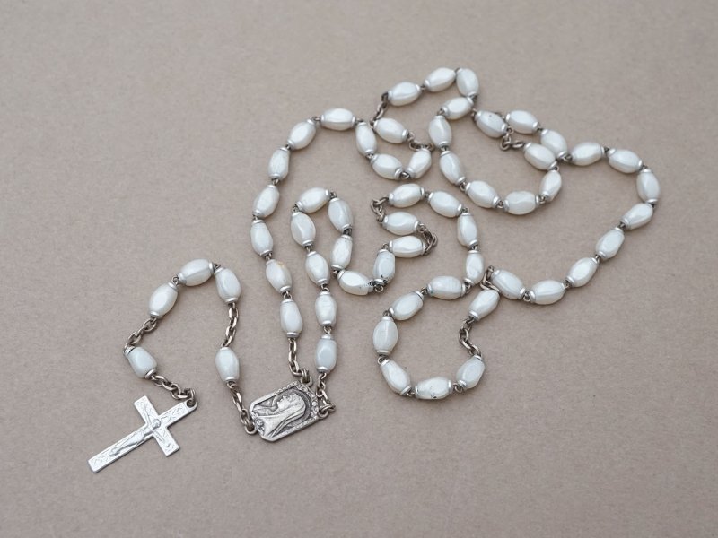 画像4: アンティーク ウラングラスのロザリオ ルルドの泉