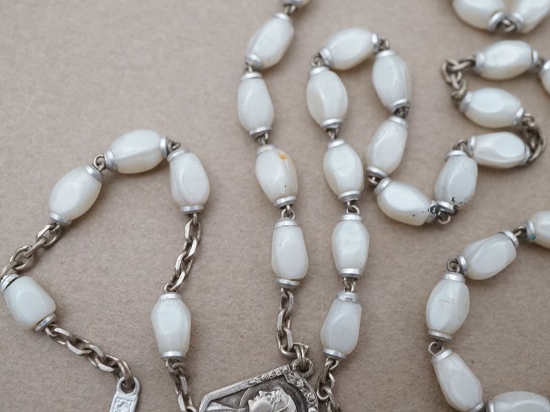 画像6: アンティーク ウラングラスのロザリオ ルルドの泉