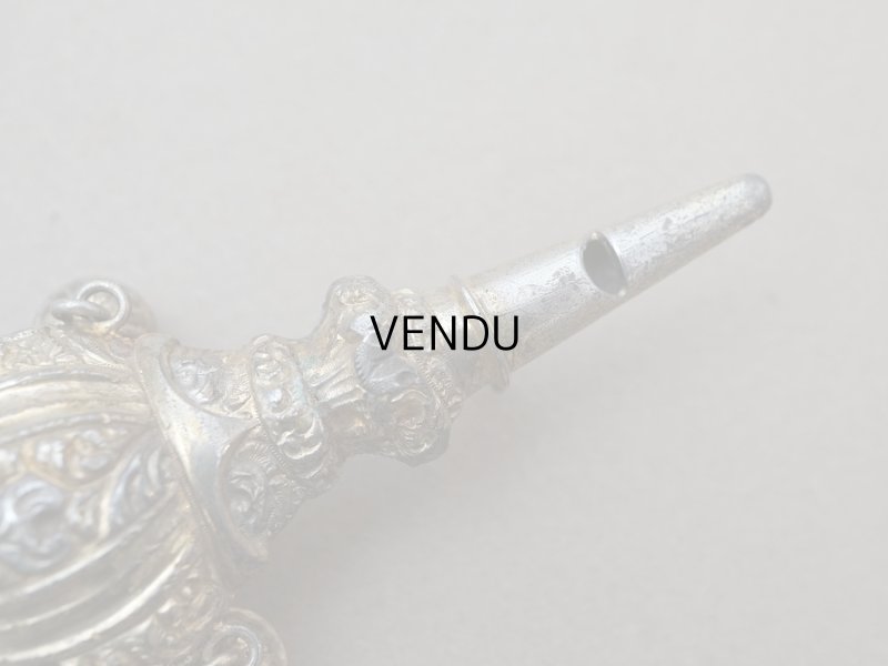 画像7: ＊蚤の市＊19世紀 アンティーク 薔薇のラトル ゴールドコーティング シルバー製  マザーオブパールのハンドル