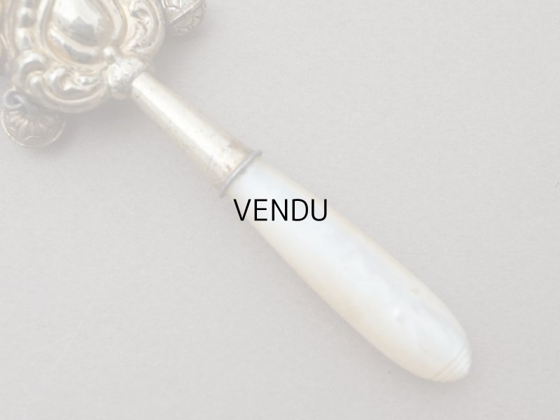 画像9: ＊蚤の市＊19世紀 アンティーク ラトル ゴールドコーティング シルバー製  マザーオブパール