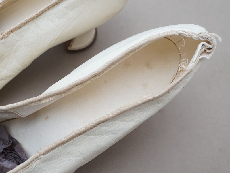 画像4: ＊蚤の市＊アンティーク ウエディングシューズ ルーブル百貨店