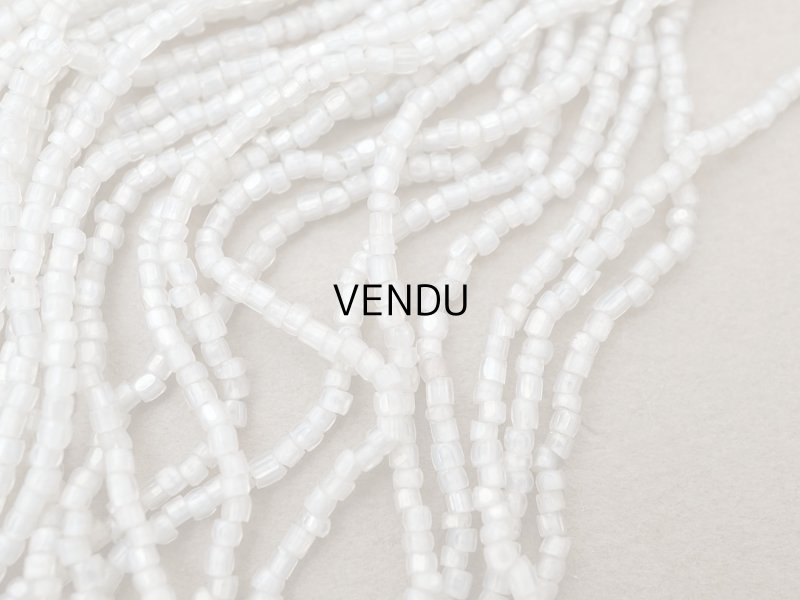 画像3: アンティーク シードビーズ クリア＆ホワイト カット入り ラスター加工 ガラス製 