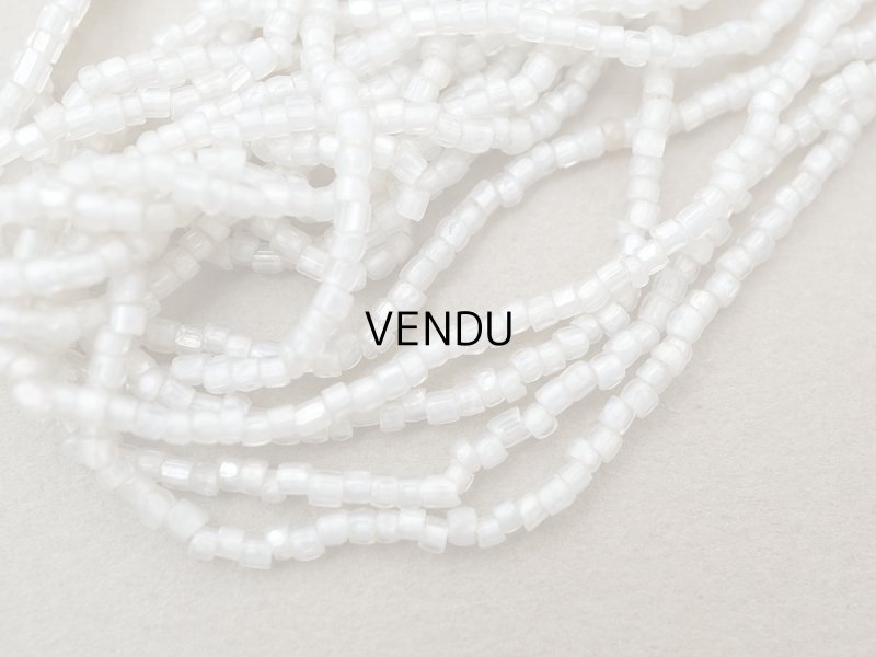 画像7: アンティーク シードビーズ クリア＆ホワイト カット入り ラスター加工 ガラス製 