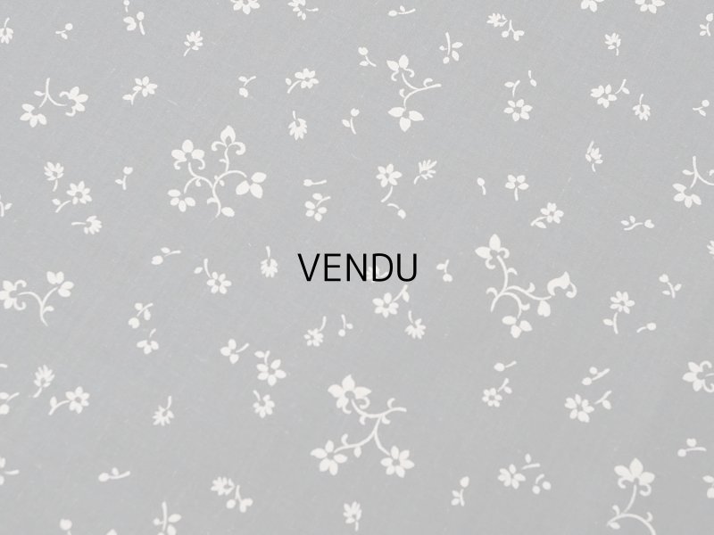 画像5: 未使用 アンティーク 花模様 コットンファブリック 炭黒&オフホワイト 77cm幅