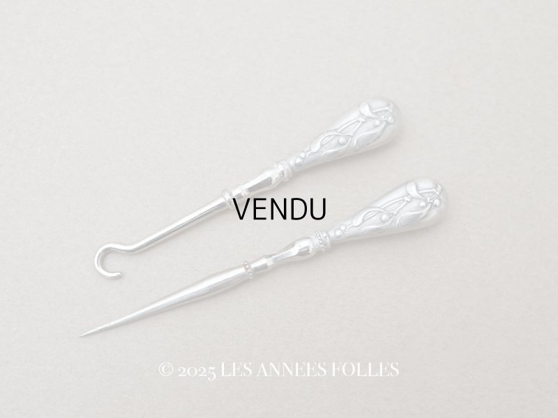 画像1: 1900年頃 アンティーク ヤドリギ シルバー製 小さな目打ち＆かぎ針のセット  