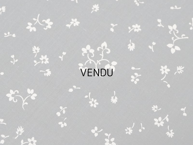 画像7: 未使用 アンティーク 花模様 コットンファブリック 炭黒&オフホワイト 77cm幅