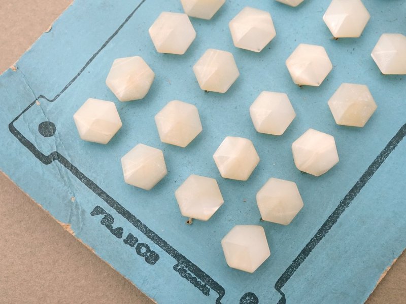 画像6: アンティーク シェルボタン 六角形 8mm 24ピース 