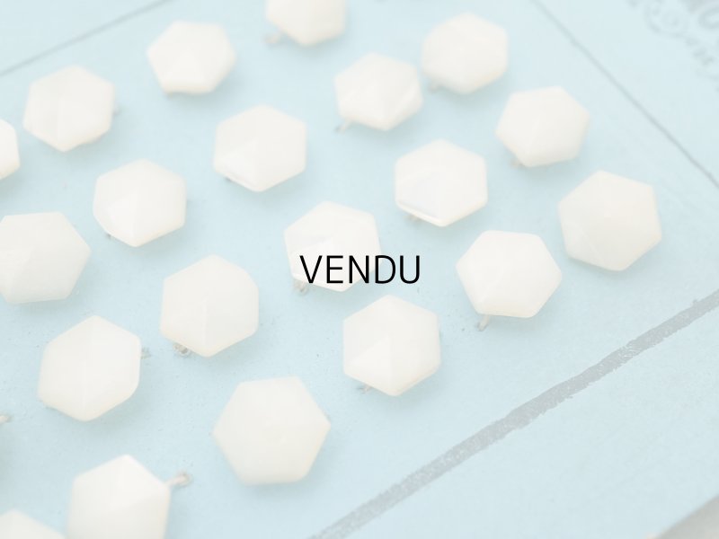 画像11: アンティーク シェルボタン 六角形 8mm 20ピース 