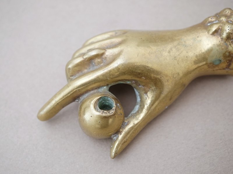 画像6: アンティーク ペンスタンド  ハンドモチーフ ブロンズ製