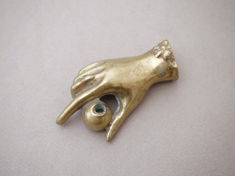 画像3: アンティーク ペンスタンド  ハンドモチーフ ブロンズ製