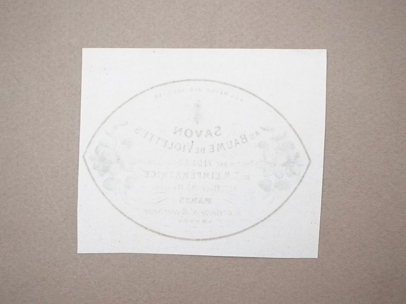 画像3: 19世紀 アンティーク 菫のパフュームラベル  SAVON AUX BAUME DE VIOLETTES DES ALPES - VIOLET PARIS -