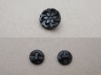 画像2: アンティーク 花 フレンチジェットのボタン 11mm 2ピースのセット黒  (2)