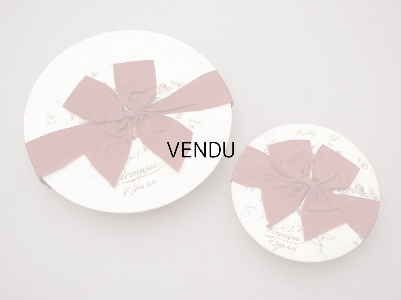 画像9: 1955年 アンティーク 天使&薔薇のリース バテムのお菓子箱 (S)