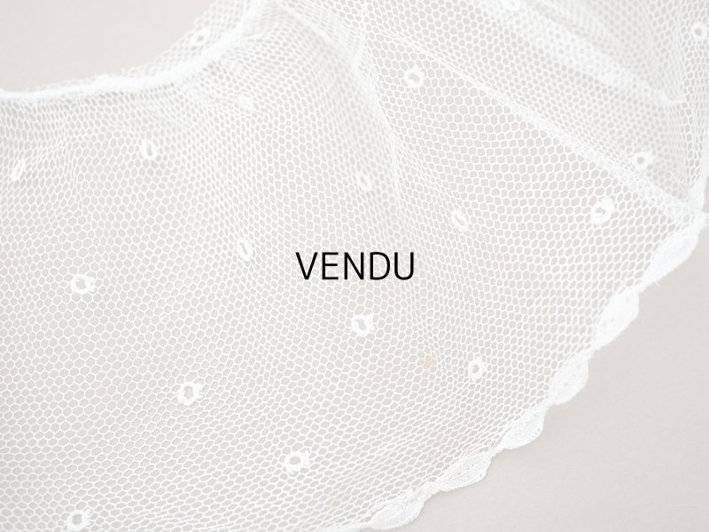 画像8: アンティーク 幅広 フリルレース オフホワイト ドット刺繍入り チュールレース 2.5m 幅11.5cm 