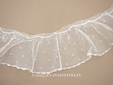 アンティーク 幅広 フリルレース オフホワイト ドット刺繍入り チュールレース 2.5m 幅11.5cm 