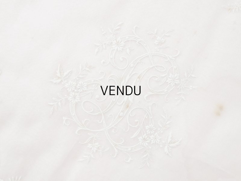 画像5: アンティーク ハンキーケース モノグラム＆草花のホワイトワーク ハンカチ用ポシェット シルクサテン＆レース 