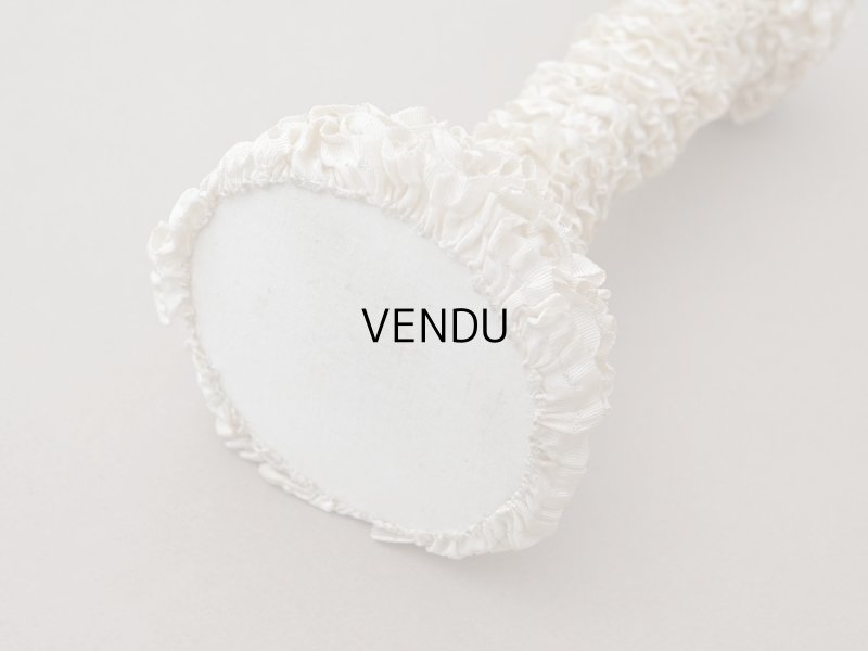 画像9: アンティーク エクリュのフリル ハットスタンド 