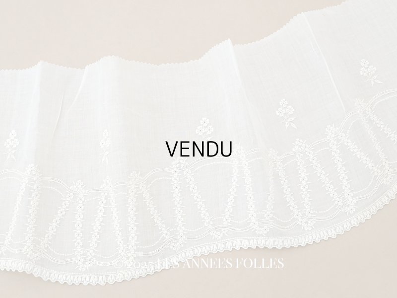 画像1: 1900年頃 アンティーク 幅広レース ホワイトワーク 花刺繍 22cm幅 