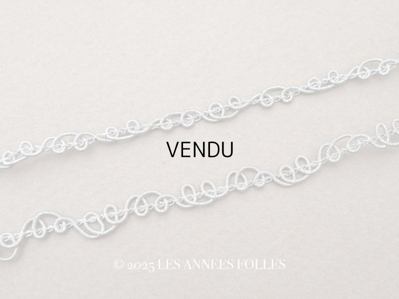 画像1: 1900年頃 アンティーク ドール用 極細 メタル製 トリム 3〜5mm幅  シルバー 