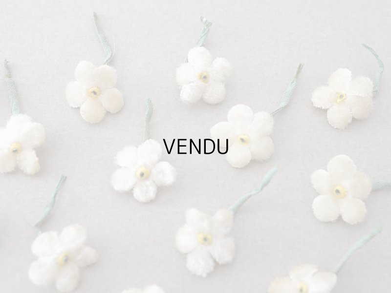 画像9: アンティーク 勿忘草 ベルベットの布花  アイボリー 13ピースのセット 14mm