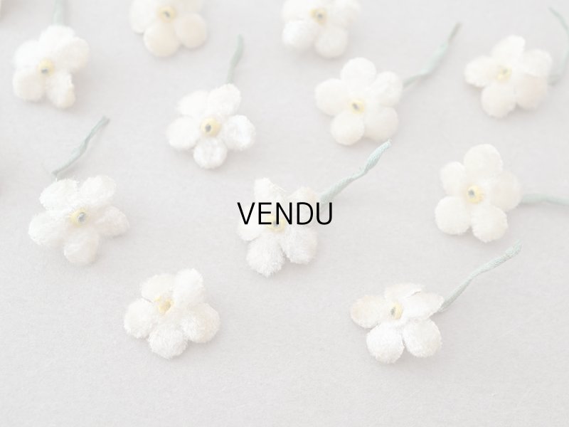 画像8: アンティーク 勿忘草 ベルベットの布花  アイボリー 13ピースのセット 14mm