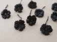 画像2: 1850年頃 アンティーク シルク製 布花 黒 10ピースのセット 12mm モーニングボンネット用 (2)