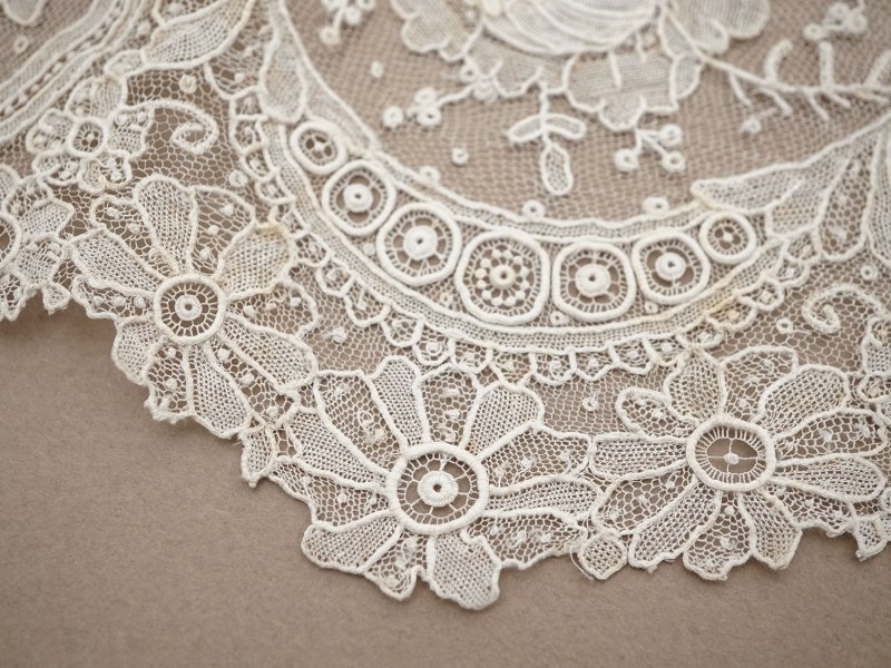 画像19: 【セール対象外】【クーポン対象外】19世紀末  アンティーク 幅広14〜15cm ポワンドローズ ニードルレース 3.4m ポワンドガーズ『ポワン・ド・ガーズ』『ポワン・ド・ローズ』 