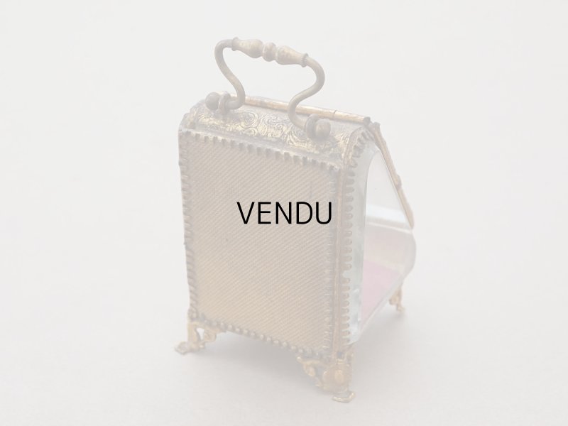 画像3: アンティーク 懐中時計 & ジュエリーボックス ワインレッドのシルク製クッション