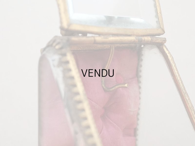 画像13: アンティーク 懐中時計 & ジュエリーボックス ワインレッドのシルク製クッション